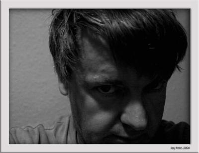 u34/clickaway/medium/31148328.Daily20040709Img_6762Mecopy.jpg