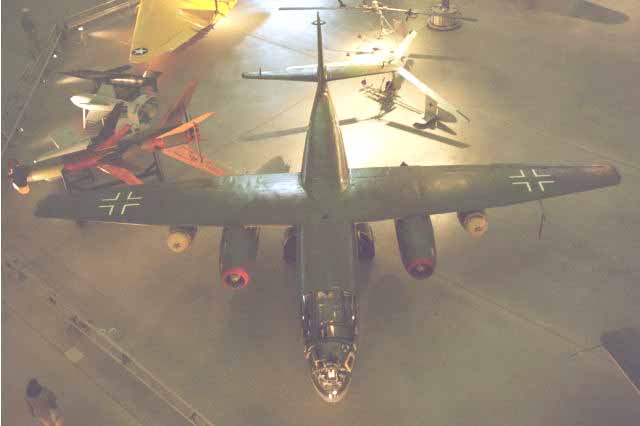 Air&Space03_1.jpg