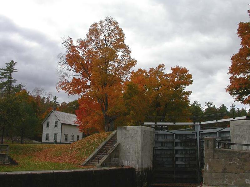 Lockmasters house at middle set of locks