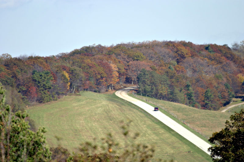 <B>Alone On The Road</B><BR>*<FONT size=2>by Gene Atwood</FONT>