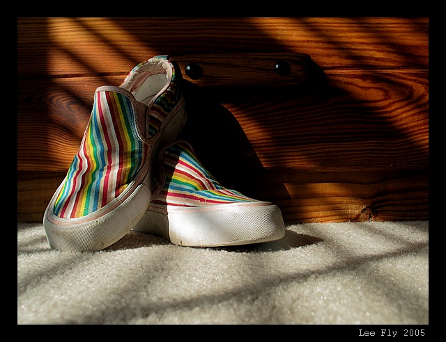 Two Shoes (*)