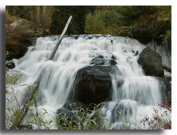 Cascade, Lundy Canyon