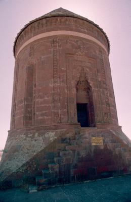 Ahlat tomb