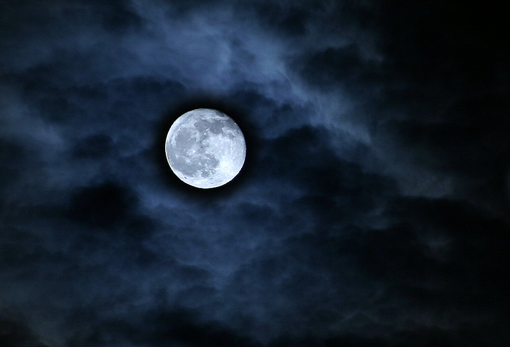 March 26, 2005<br>A Full Moon
