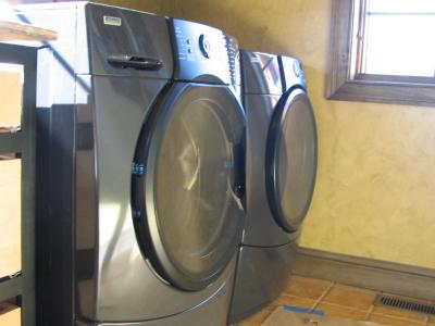 I am SO 1950s in how excited I am to use my NEW washer & dryer - I've never had new!