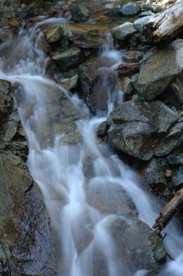 u34/ericnoel/medium/34738775.waterfallquitegood.jpg