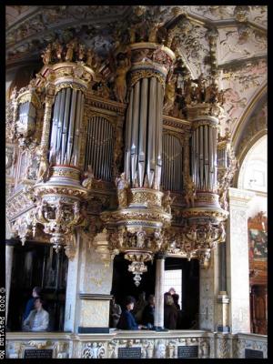 The Compenius organ