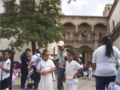 San Miguel de Allende 20030145.jpg First Public school