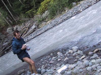 u34/gtach/medium/22537100.Jsdonelovingicewater.jpg
