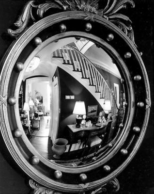 u34/gusto/medium/41356058.Mirrorafter.jpg