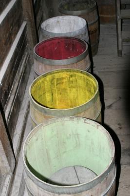 Barrels to hold ground color