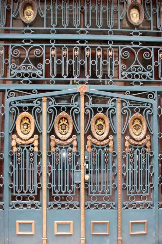 Royal Antiques Gates