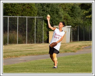 u34/hlsweeney/medium/31255761.071004_Warming_up.jpg