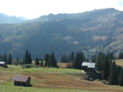 Mit Sesselbahn auf die Damhls-Alpe