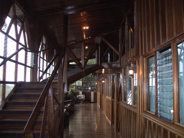 El Establo corridor