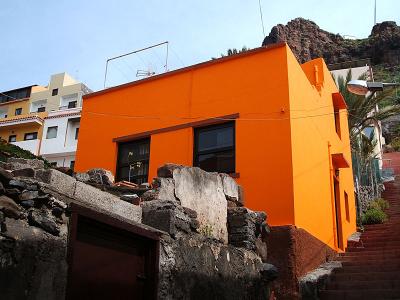 sizzlingly orange house