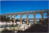 Pont du gard - roman aqueduct.jpg