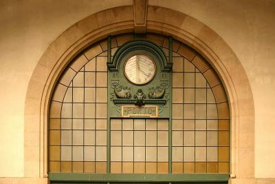 S. Bento Railway Station Clock