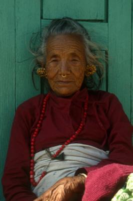 people000_oldwoman.jpg