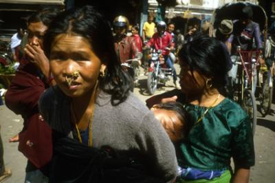 people008_woman+baby.jpg