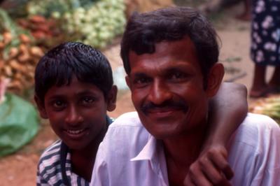u34/lcarlsen/medium/34776724.people088_dadson.jpg