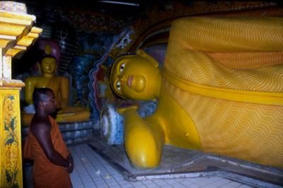 temples081_monk+Buddha.jpg