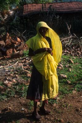 Basi_006_oldlady.jpg