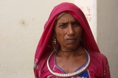 Basi_020_oldwoman.jpg