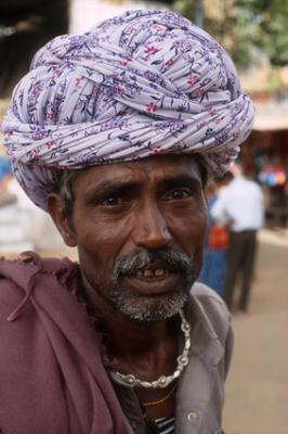 Basi_022_man+turban.jpg