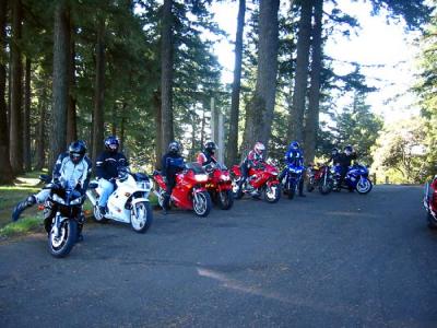 bikes-at-bald-peak3.jpg