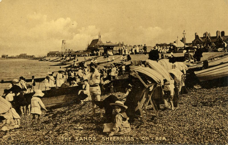 The Sands. (1917)