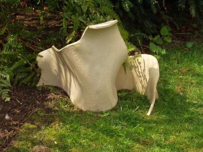 u34/maria263/medium/22458918.SculptureinSpring.jpg