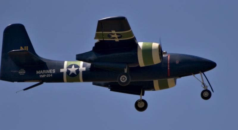 Grumman flypast.jpg
