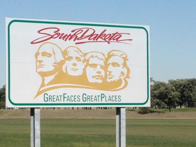 9-15-03 South Dakota welcome sign.JPG