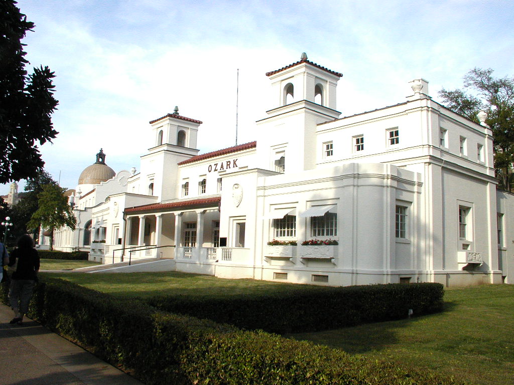 9-25-2003 Hot Springs, Ar. Ozark Bathhouse.JPG