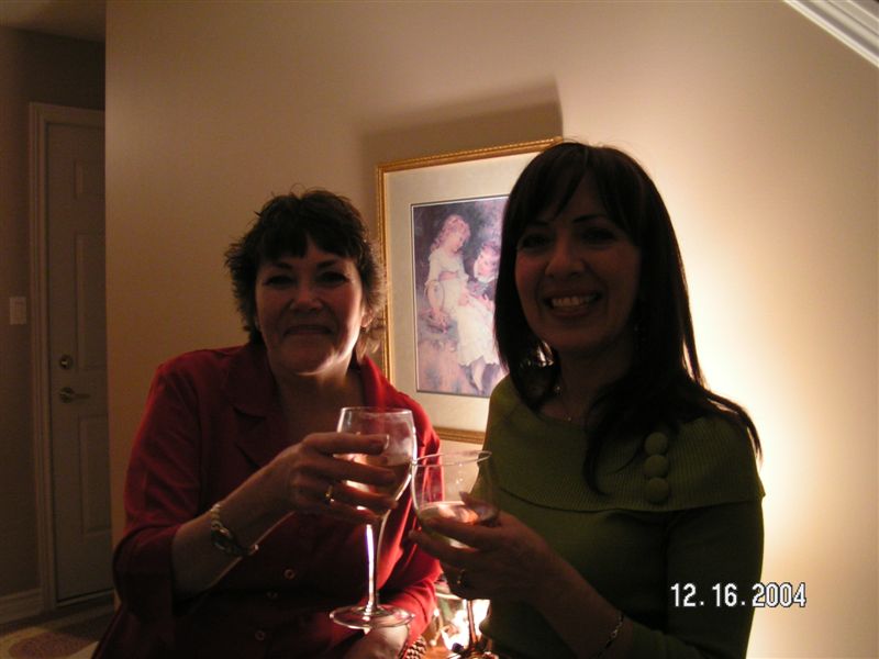Condo Xmas 12-16-04 014.jpg