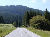 The road between Techel and Dospat