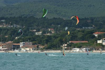 u34/noelmassaro/medium/41349896.Wind.jpg