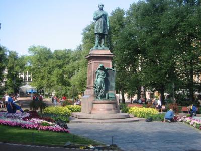 HelsinkiEsplanade.JPG