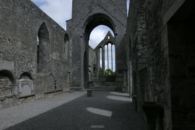 016_Ennis_friary.jpg