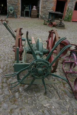 026_Bunratty_Village_potato_picker.jpg