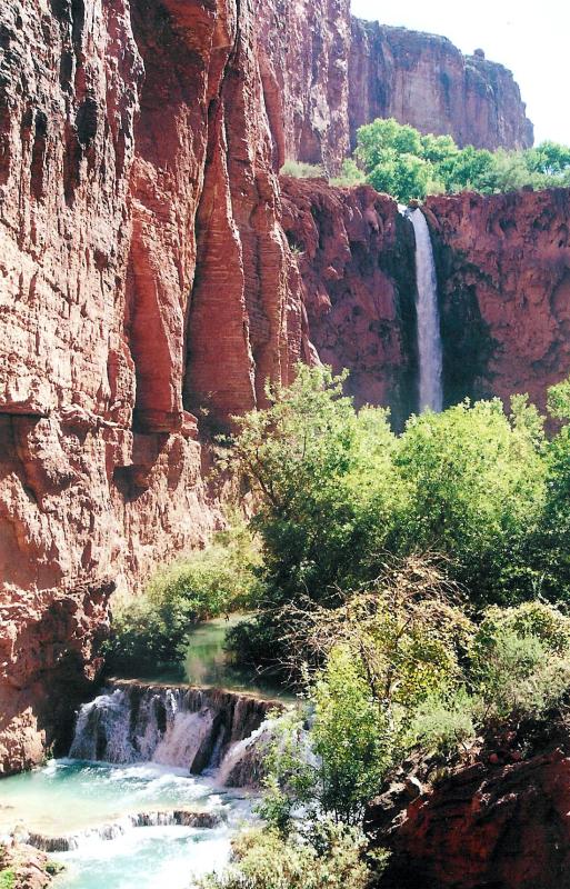 Mooney Falls (200 feet), Havasu