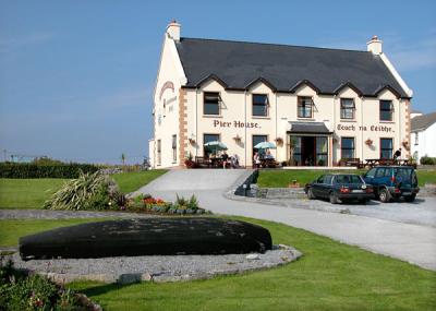 Pier House Hostel & Bar, Kilronan - Inishmore Island (Aran Islands) (Co. Galway)