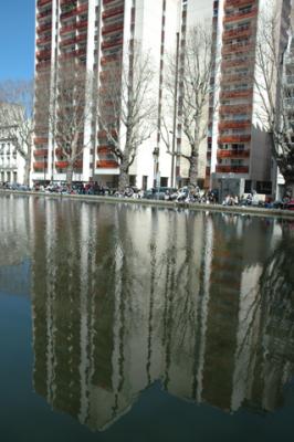 March 2005 - Reflexion -Canal St Martin 75011.jpg