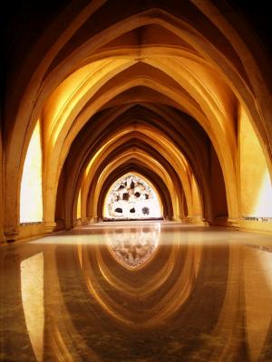 Alcazar bath