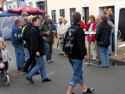 Square dancer