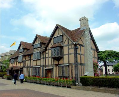 The front of Shakespears House