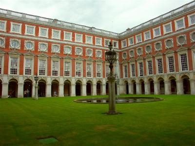 Hampton Court belonged to King Henry VIII