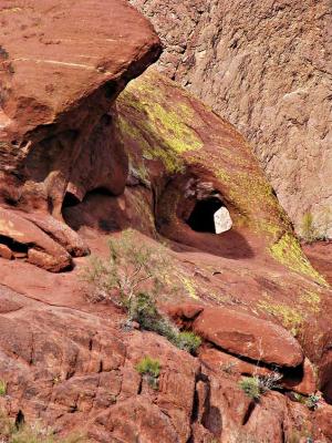 Hole in Camelback Mountain