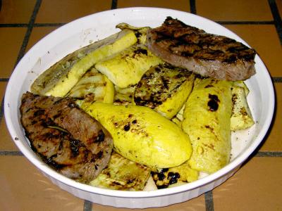 steak with grilled summer squash